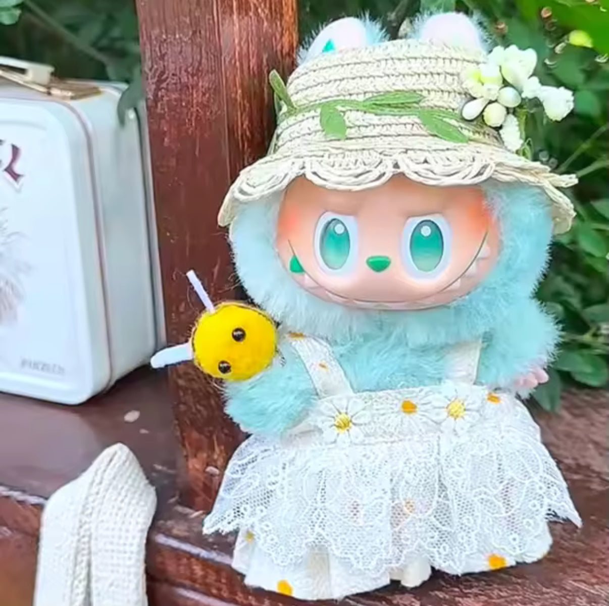 Gardener Dress Bumblee Bes Kawaii Cute Doll Outfit Clothes 17cm