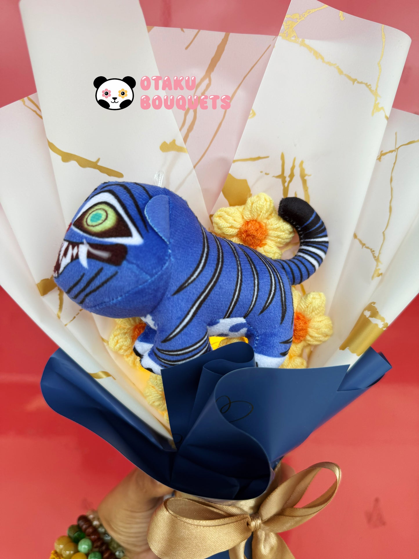 Derpy Light Up Gold Hoonam K-pop Demon Hunter Plush Bouquet