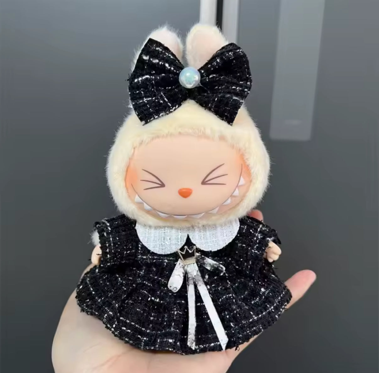 High Class Crown Eting Card Dress Fancy Fashion Designer Kawaii Cute Doll Labubu Outfit Clothes 17cm
