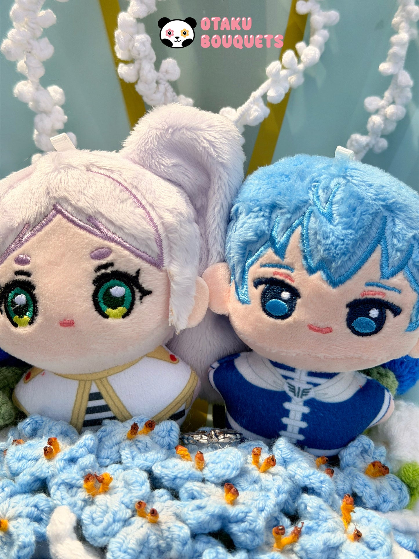Free-ren and Hymmel Plushie Crochet Flower Bouquet