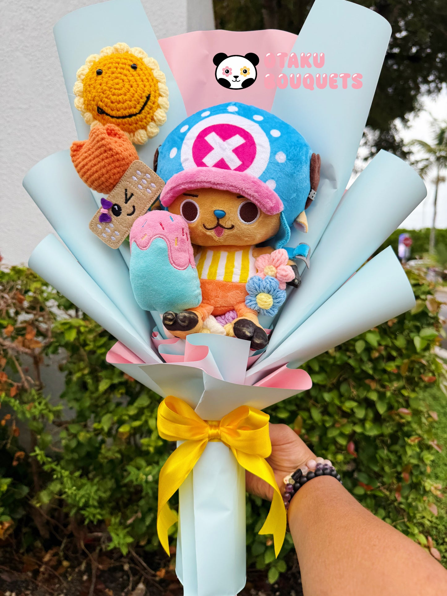 Cute Reindeer Doctor Pirate Crochet Flower Anime Plush Bouquet