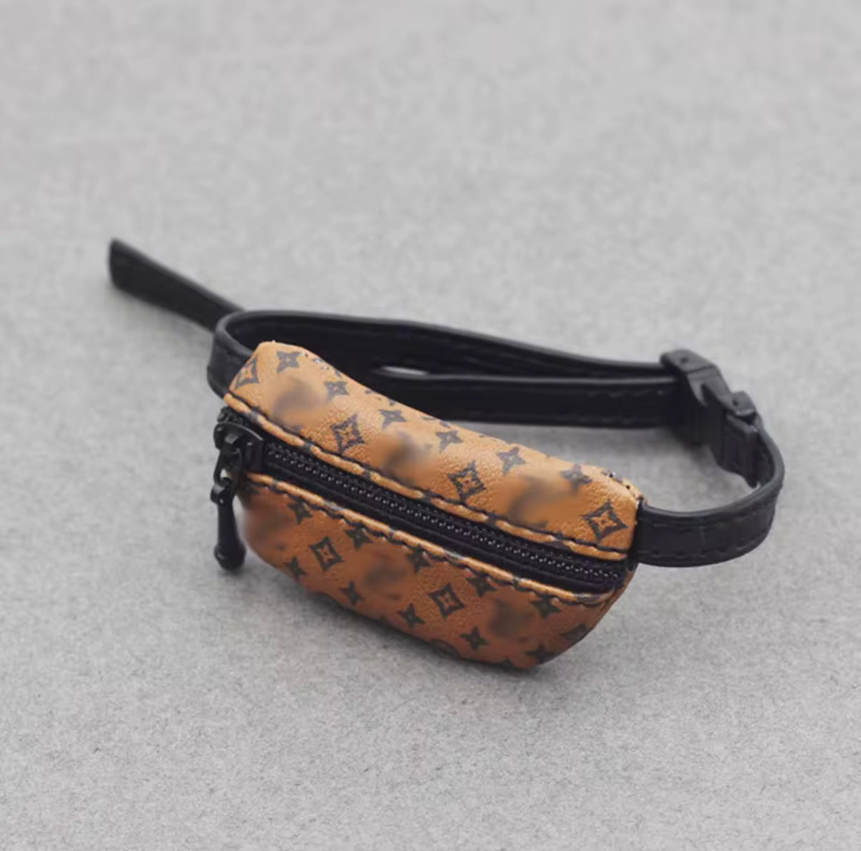 Louis Vuitton Fanny Bag Side Bag Purse Designer Shoes Fashion Kawaii Cute Doll Labubu Outfit Clothes 17cm