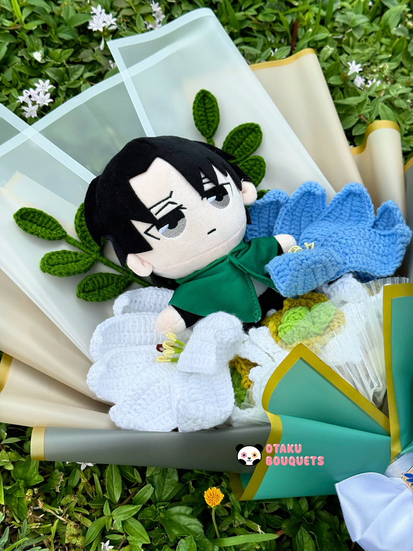 “Short King” Attack on “Giant” Anime Plushie Crochet Flower Bouquet
