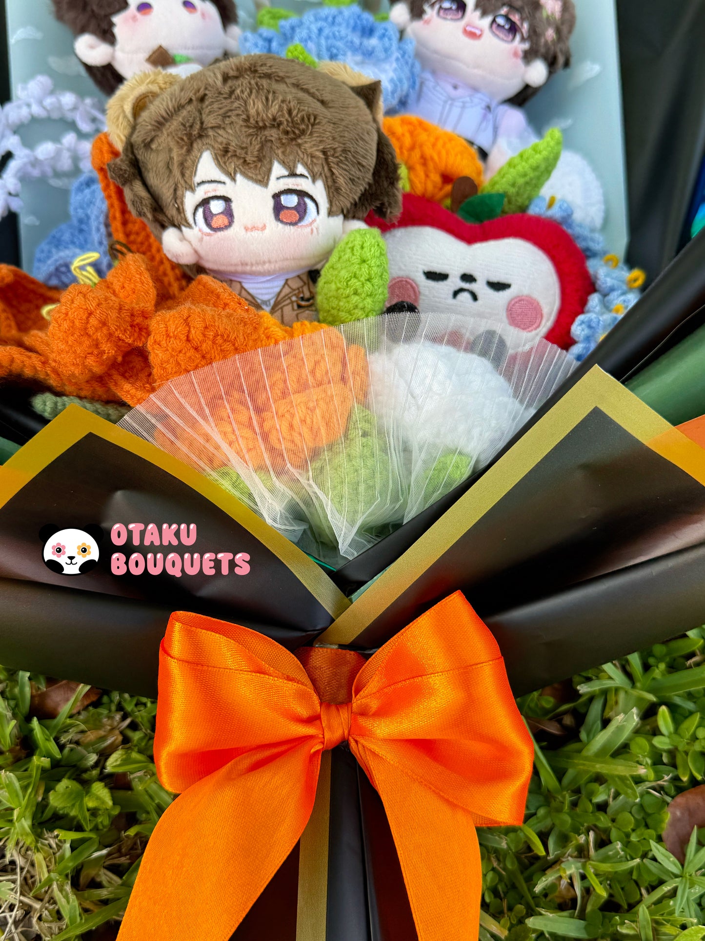 3 Plushie Caleb Love and Deepspace LAD Plushie Crochet Flower Bouquet