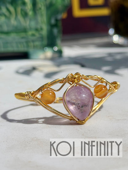 custom uterus bracelet