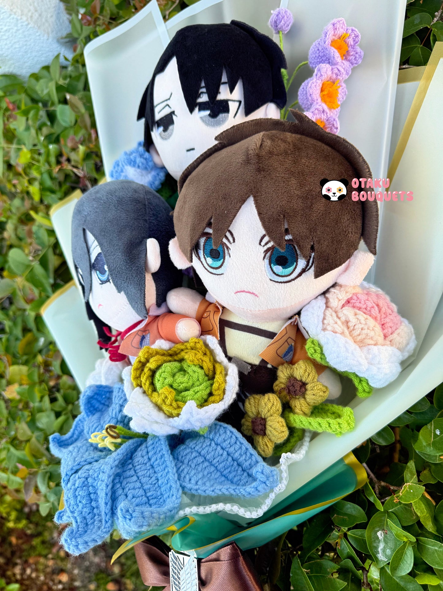 Villain or Foe, Short King and Oriental Cousin Attack on “Giant” Bouquet