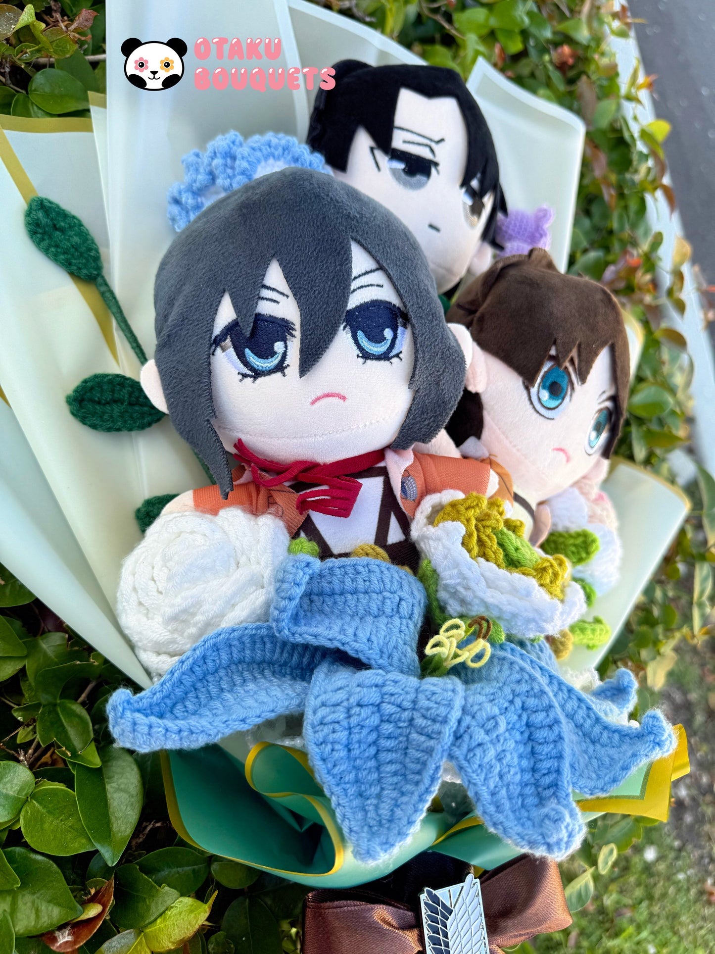 Villain or Foe, Short King and Oriental Cousin Attack on “Giant” Bouquet