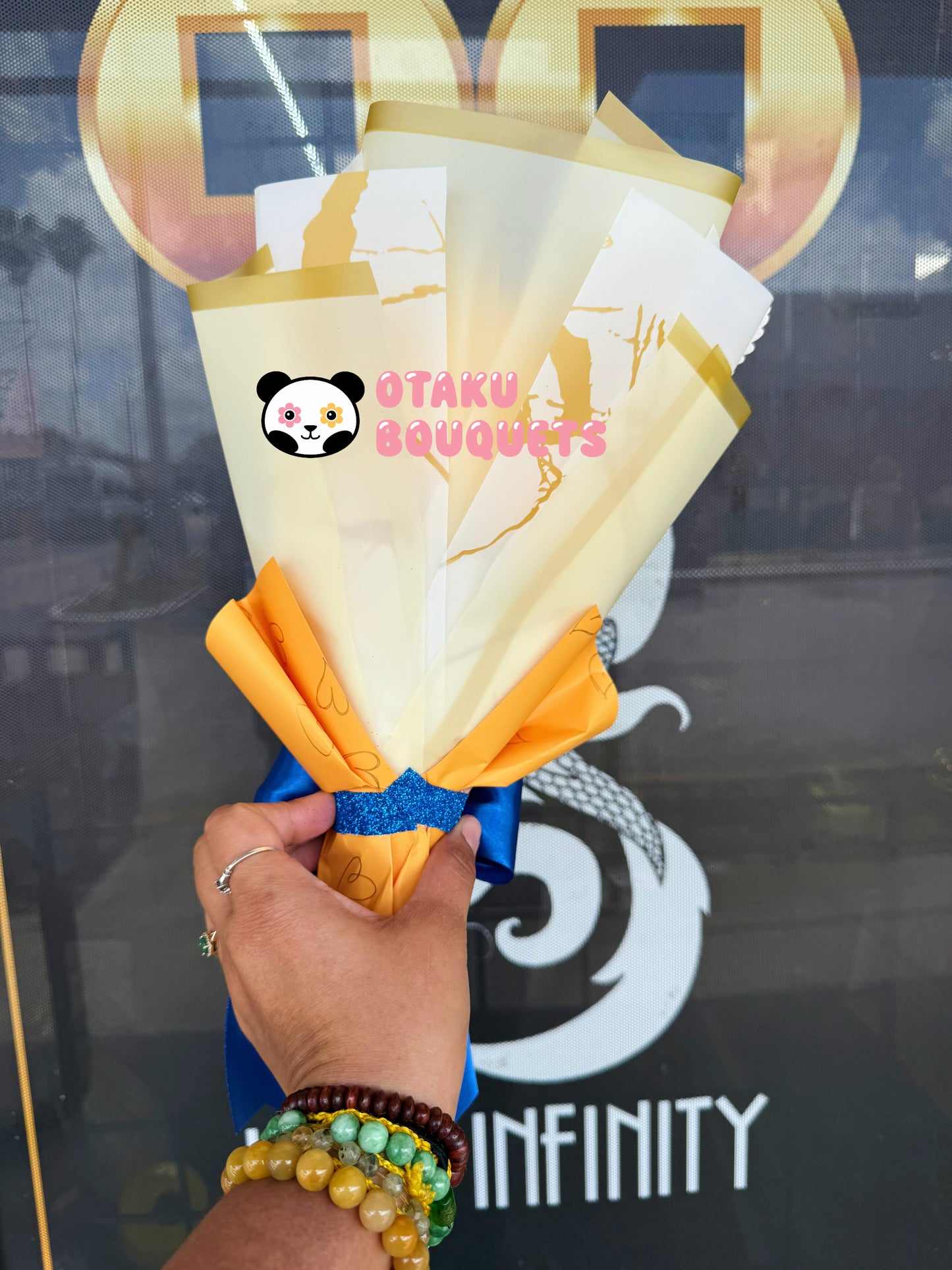 Sailor Venus Pompompurin Sanrio Plush Bouquet